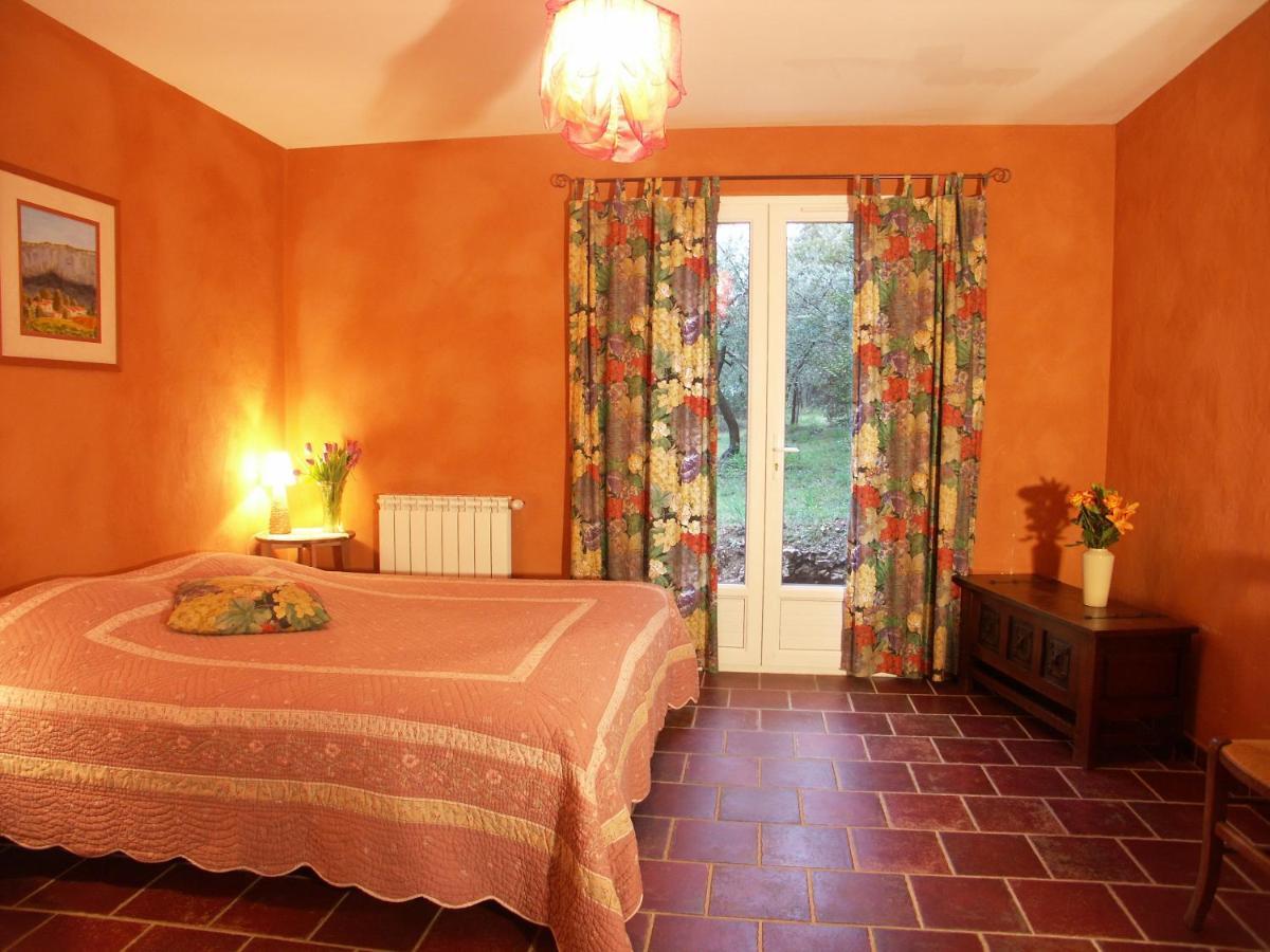 Ll Poulidetto Bed & Breakfast Lioux Luaran gambar